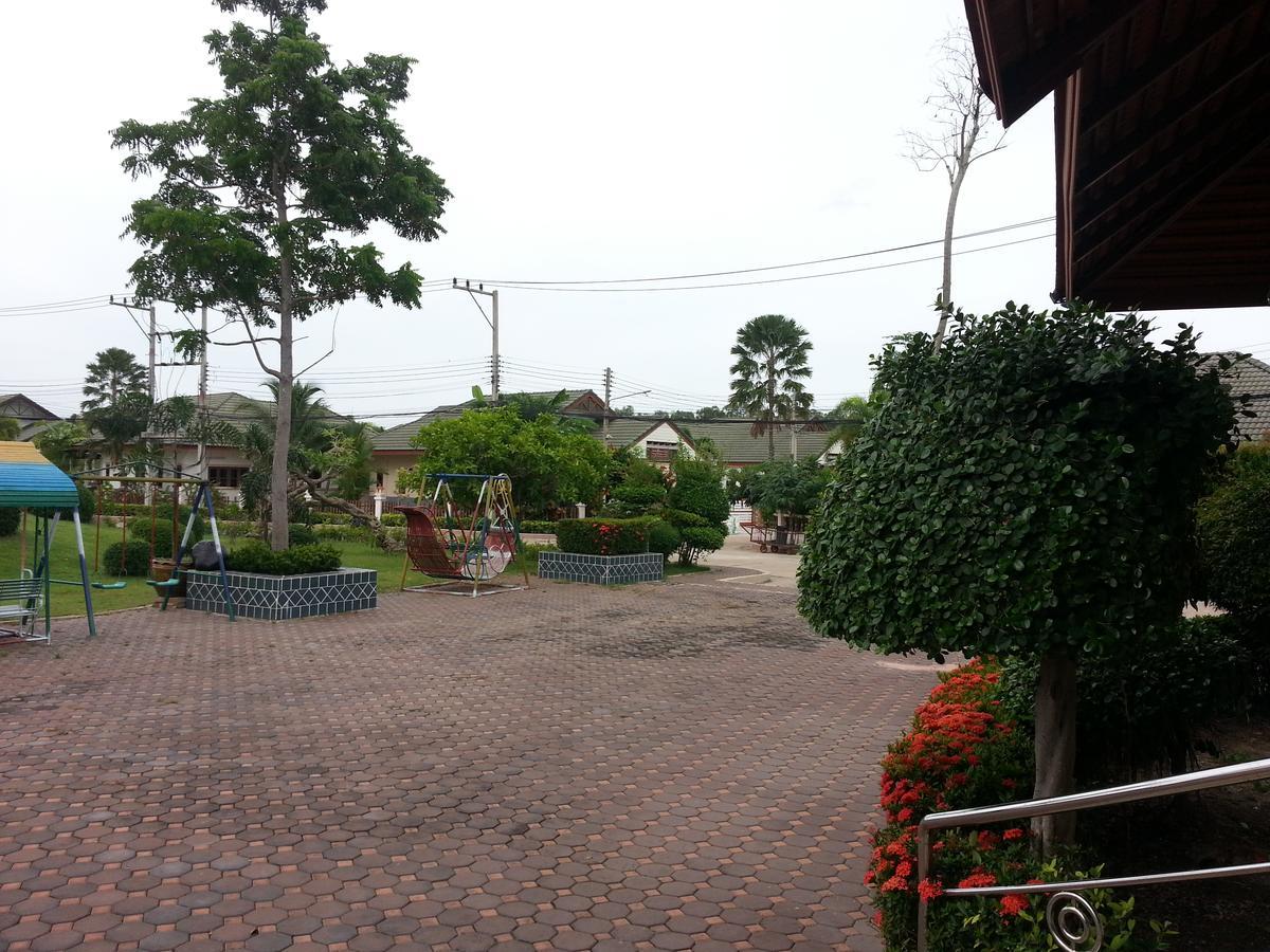 Villa - Baan Dusit Pattaya Ban Nong Hin  Exterior photo