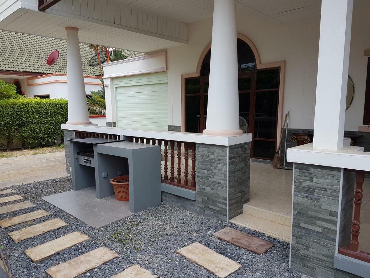 Villa - Baan Dusit Pattaya Ban Nong Hin  Exterior photo
